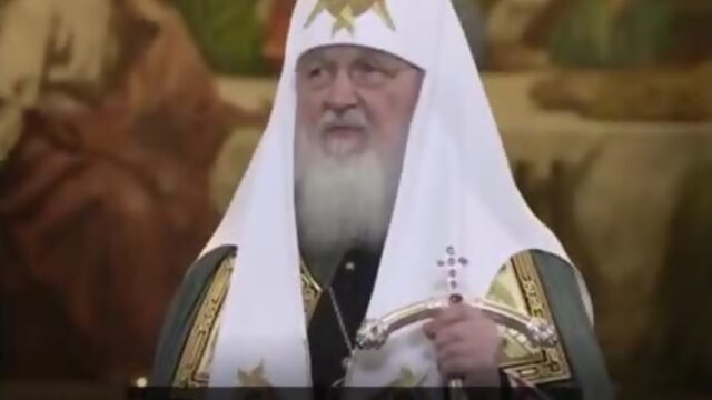 Патриарх Кирилл призвал верующих воздержаться от посещения храмов